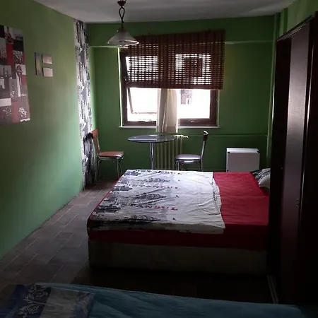 Route 39 House Гостевой дом 3*