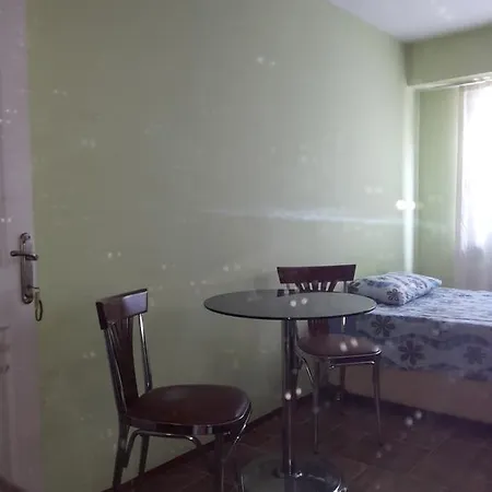 Route 39 House 3* Стамбул