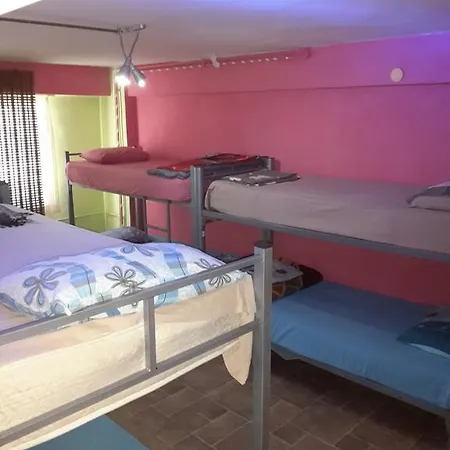 Route 39 House 3* イスタンブール